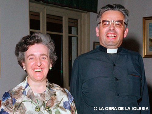 D. Jorge Plana junto a la Madre Trinidad